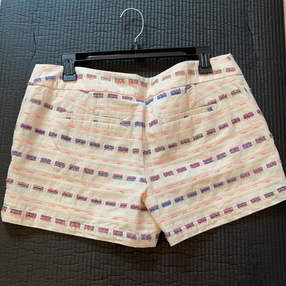 Size 6 Loft shorts - Picture 4 of 5